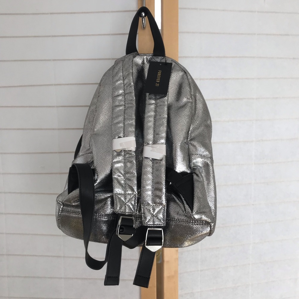 Forever 21 silver astronaut back pack - Picture 2 of 5